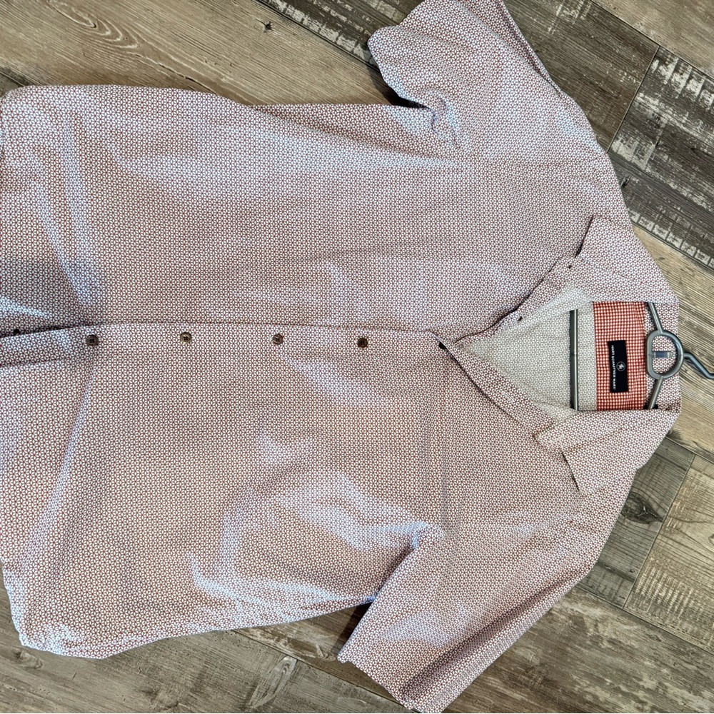 Hart Schaffner Marx Red and White Geometric Short Sleeve Shirt